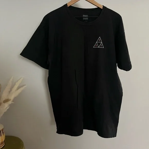 HUF T - Picture 2 of 3